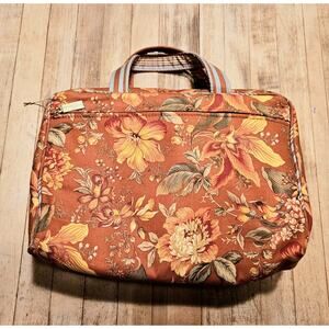 NEW NWT Once Upon A Rose Cosmetic Makeup Accessories Toiletry Bag Floral